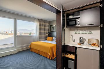 Private kitchenette