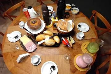 Breakfast meal