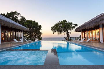 Infinity pool