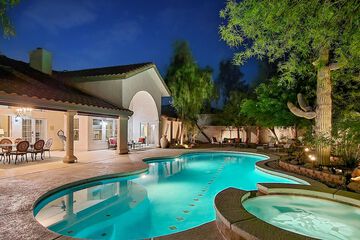 Private spa tub