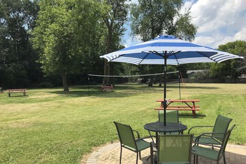 Children's play area - outdoor