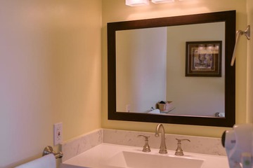 Bathroom sink