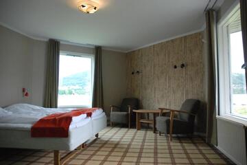 Photo 18
