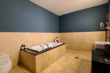 Photo 48