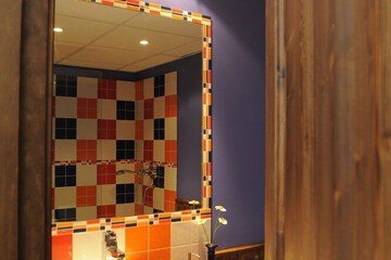 Bathroom sink