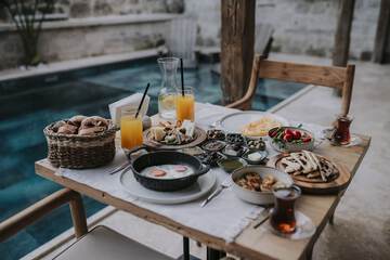 Breakfast meal