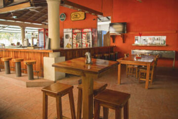 Hotel Bar
