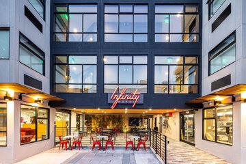 Infinity Hotel San Francisco Tapestry Collection by Hilton