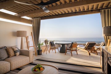 Beach/ocean view