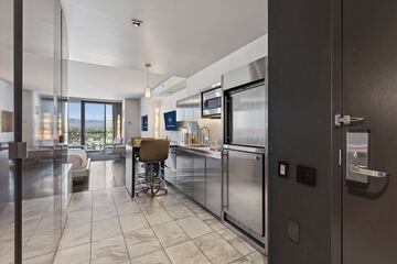 Private kitchenette