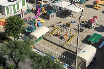 Children's play area - outdoor