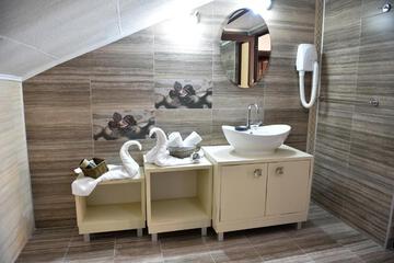 Photo 48