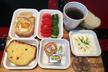 Breakfast meal