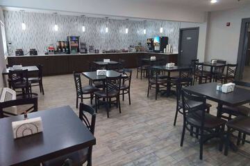 Breakfast/Coffee Service 25 of 28