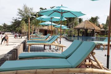 Sundeck