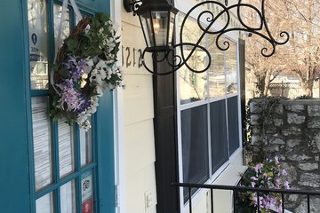Woodstock Inn B & B