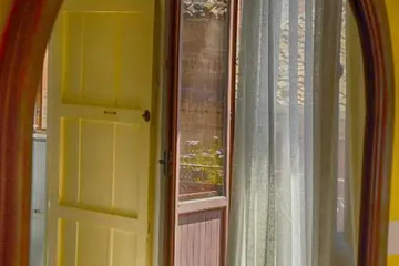 guest_rooms