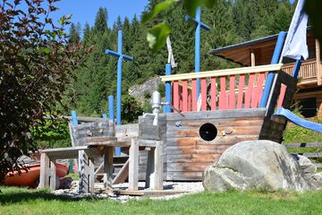 Children's play area - outdoor