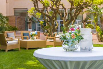 Banquet hall