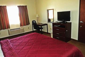 US Travelers Inn & Suites