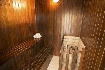 Steam room