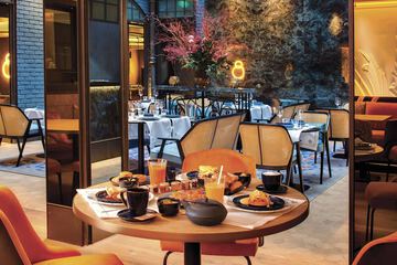 Breakfast buffet