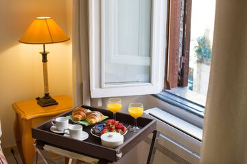 In-room dining