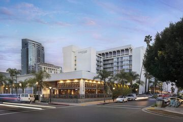 Hotel 2 of 65