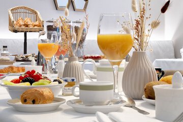Breakfast meal