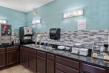 Snack bar