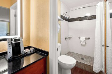 Room 34 of 45