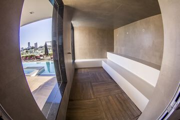 Steam room
