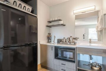 Private kitchenette