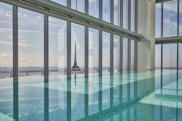 Infinity pool