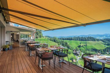 Sundeck
