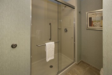 Room 30 of 74
