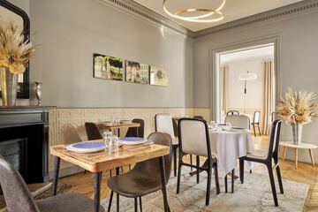 Breakfast area