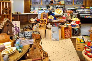 Gift Shop 101 of 120