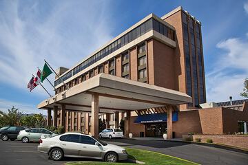 Coast Wenatchee Center Hotel