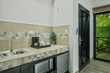 Private kitchenette