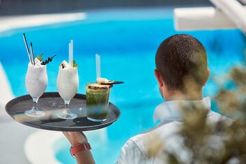 Poolside bar