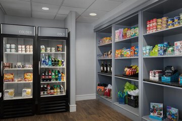 Snack bar