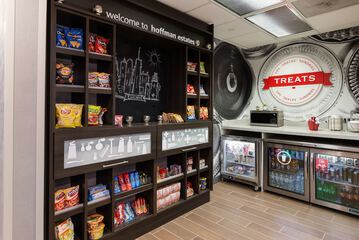 Snack bar