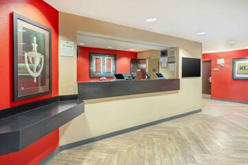 Hotel Interior 6 of 33