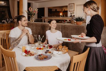 Breakfast buffet