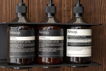 Bathroom amenities