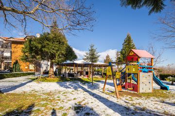 Children's play area - outdoor
