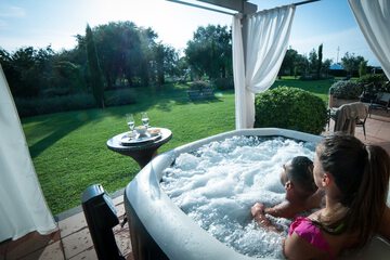 Jetted tub