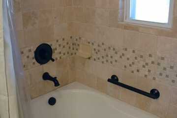 Jetted tub