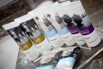 Bathroom amenities